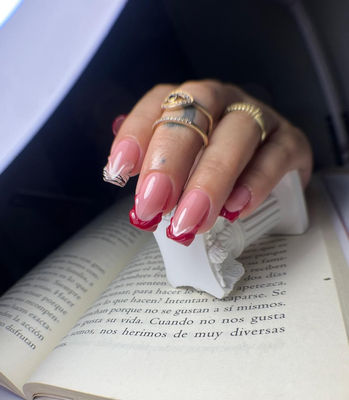 Fio Segnini - Nail Artist